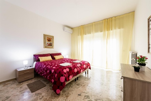 Apartment Celentano - Youtown image 1